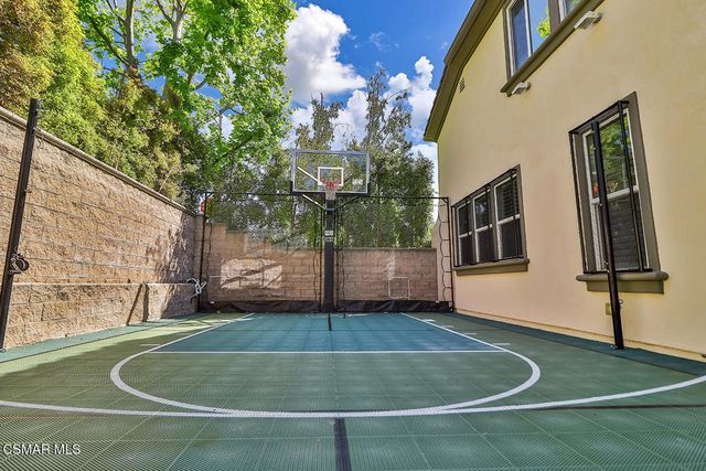 2589 Featherwood Street, Westlake Village, CA 91362