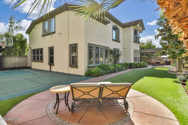 2589 Featherwood Street, Westlake Village, CA 91362