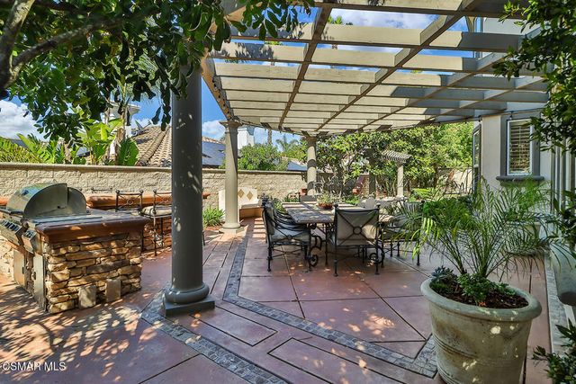 2589 Featherwood Street, Westlake Village, CA 91362