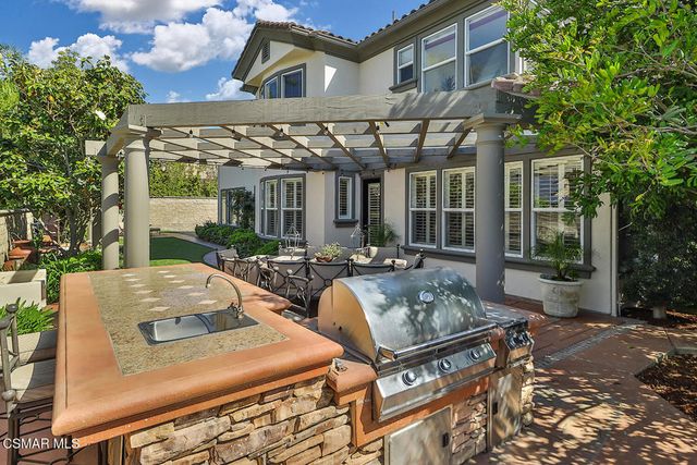 2589 Featherwood Street, Westlake Village, CA 91362