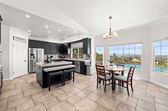 40107 Calle Breve, Temecula, CA 92592