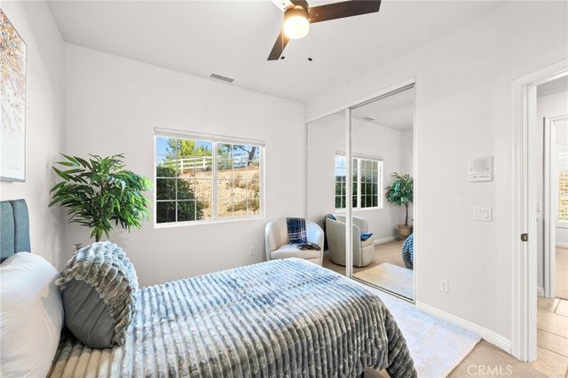 40107 Calle Breve, Temecula, CA 92592