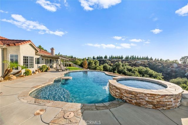 40107 Calle Breve, Temecula, CA 92592