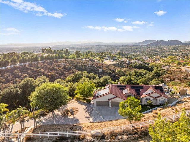 40107 Calle Breve, Temecula, CA 92592