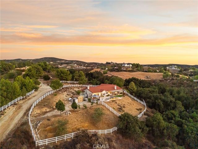 40107 Calle Breve, Temecula, CA 92592