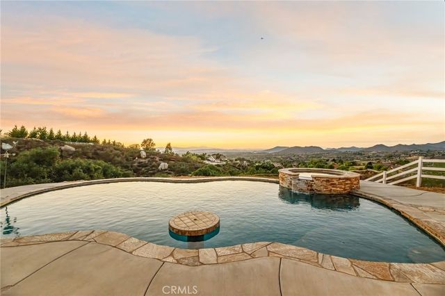 40107 Calle Breve, Temecula, CA 92592