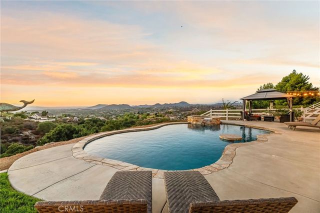 40107 Calle Breve, Temecula, CA 92592