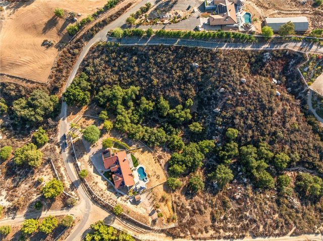 40107 Calle Breve, Temecula, CA 92592