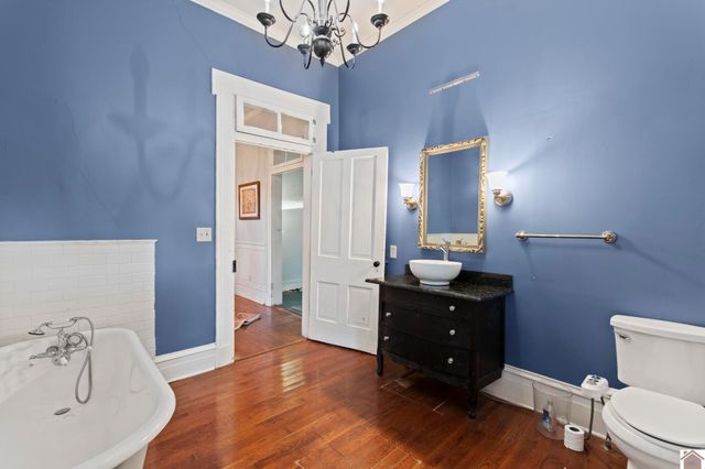 611 N 6th St, Paducah, KY 42001