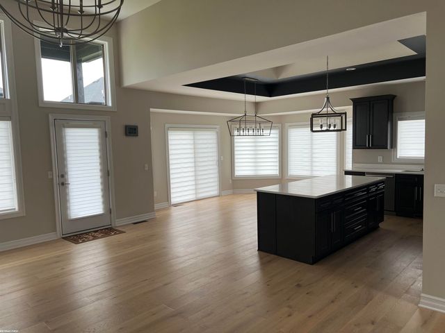 19117 BRIGHTON Drive, Macomb Twp, MI 48042