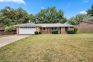 137 Blue Jay Street, Stephenville, TX 76401