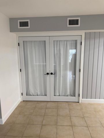 208 NW 1st Street, Boynton Beach, FL 33435