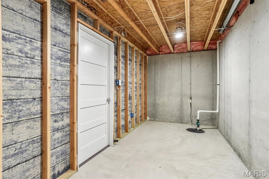 Image 32 of property listing at 2536 Fossett Drive, Wildwood, MO 63040