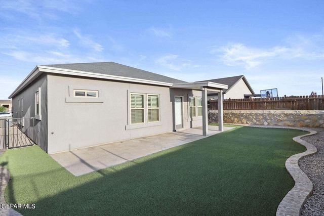 1021 Ultrastar Place, Horizon City, TX 79928