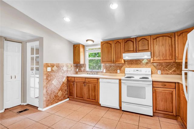 120 NIVER STREET, Port Orange, FL 32127