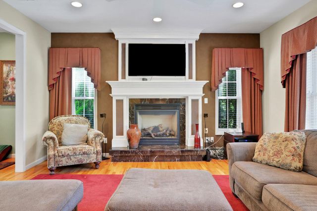 16 Winston Place, Marlboro, NY 12542