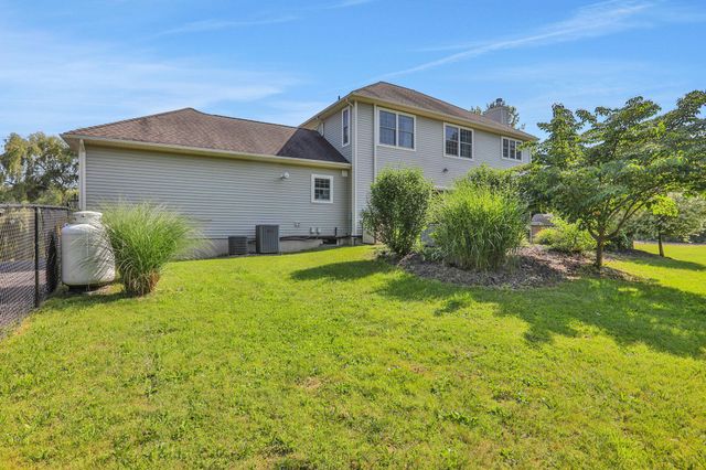 16 Winston Place, Marlboro, NY 12542
