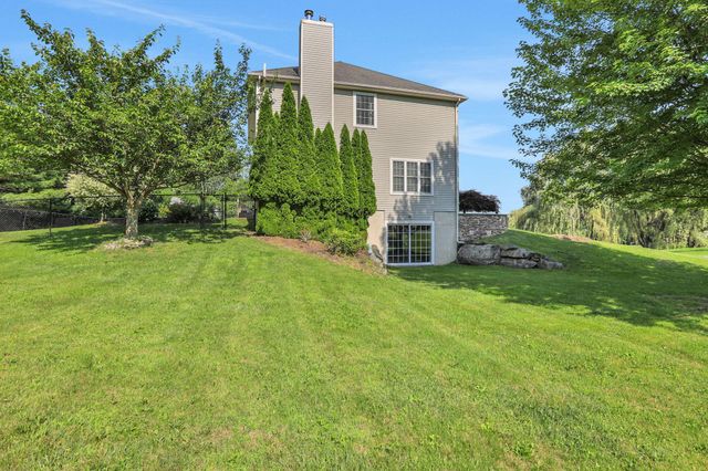 16 Winston Place, Marlboro, NY 12542