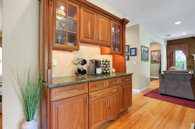 16 Winston Place, Marlboro, NY 12542