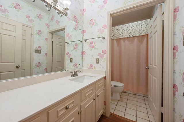 707 Walker Street, Bryan, TX 77802
