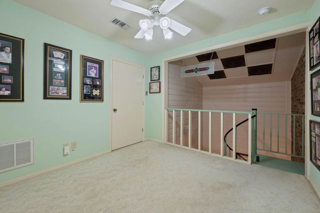 707 Walker Street, Bryan, TX 77802