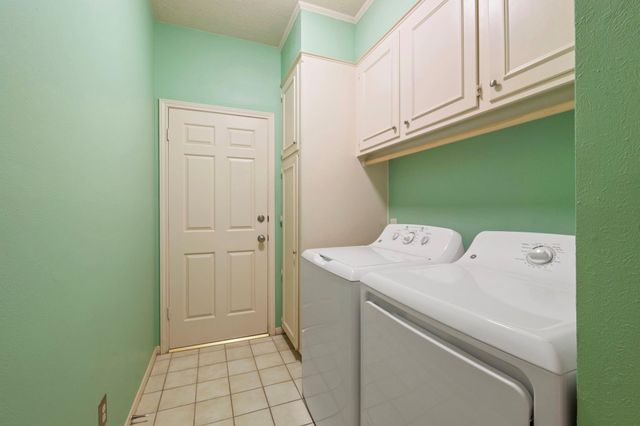 707 Walker Street, Bryan, TX 77802