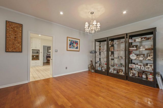 707 Walker Street, Bryan, TX 77802