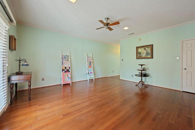 707 Walker Street, Bryan, TX 77802