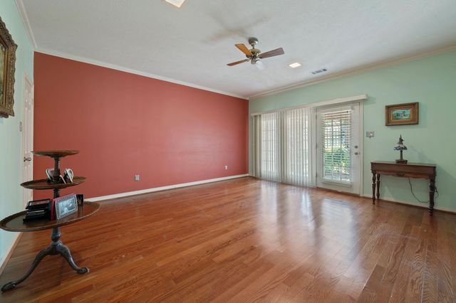 707 Walker Street, Bryan, TX 77802