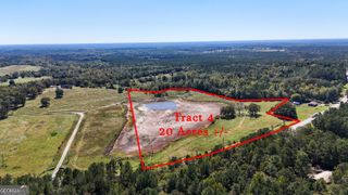 4 Calhoun Falls Highway, Elberton, GA 30635