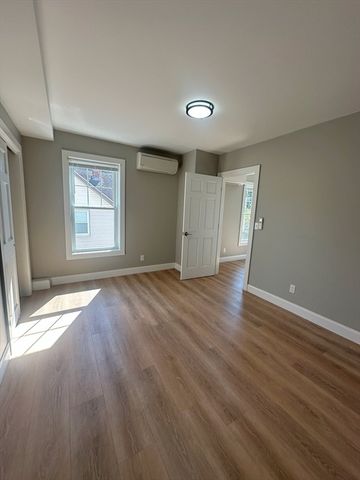 296 Main St 3A, Oxford, MA 01540