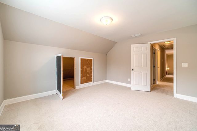 205 Amberbrook Circle, Grayson, GA 30017