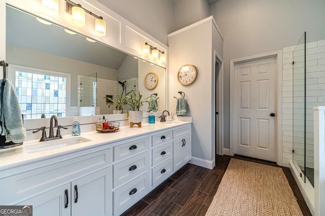 205 Amberbrook Circle, Grayson, GA 30017