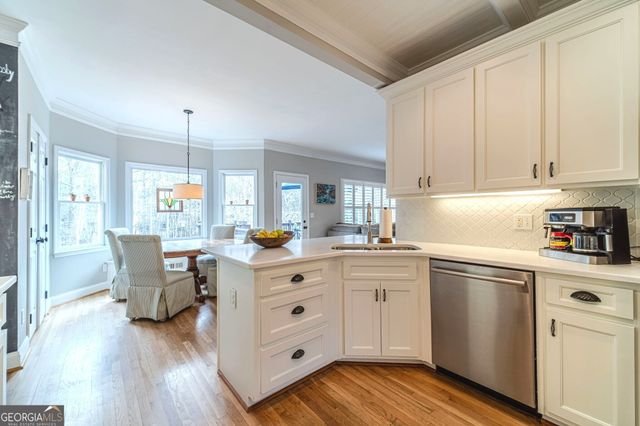 205 Amberbrook Circle, Grayson, GA 30017