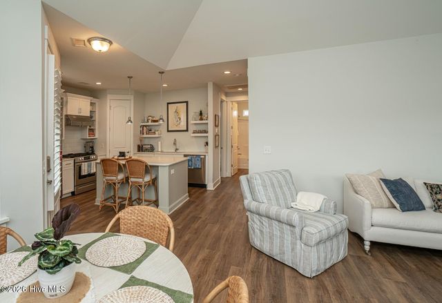 2202 Bungalow Parc Way SW, Calabash, NC 28467