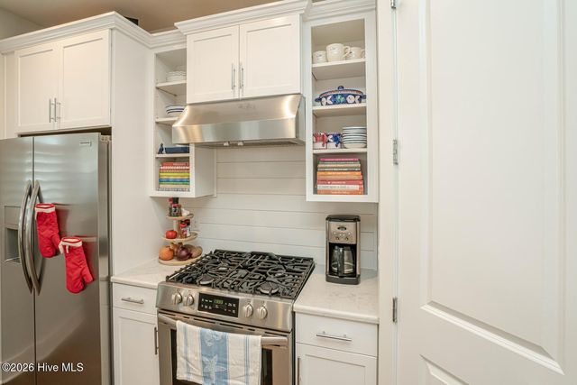 2202 Bungalow Parc Way SW, Calabash, NC 28467