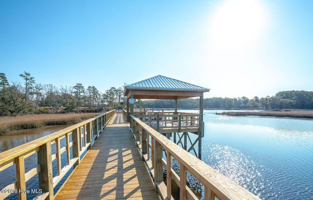 2202 Bungalow Parc Way SW, Calabash, NC 28467