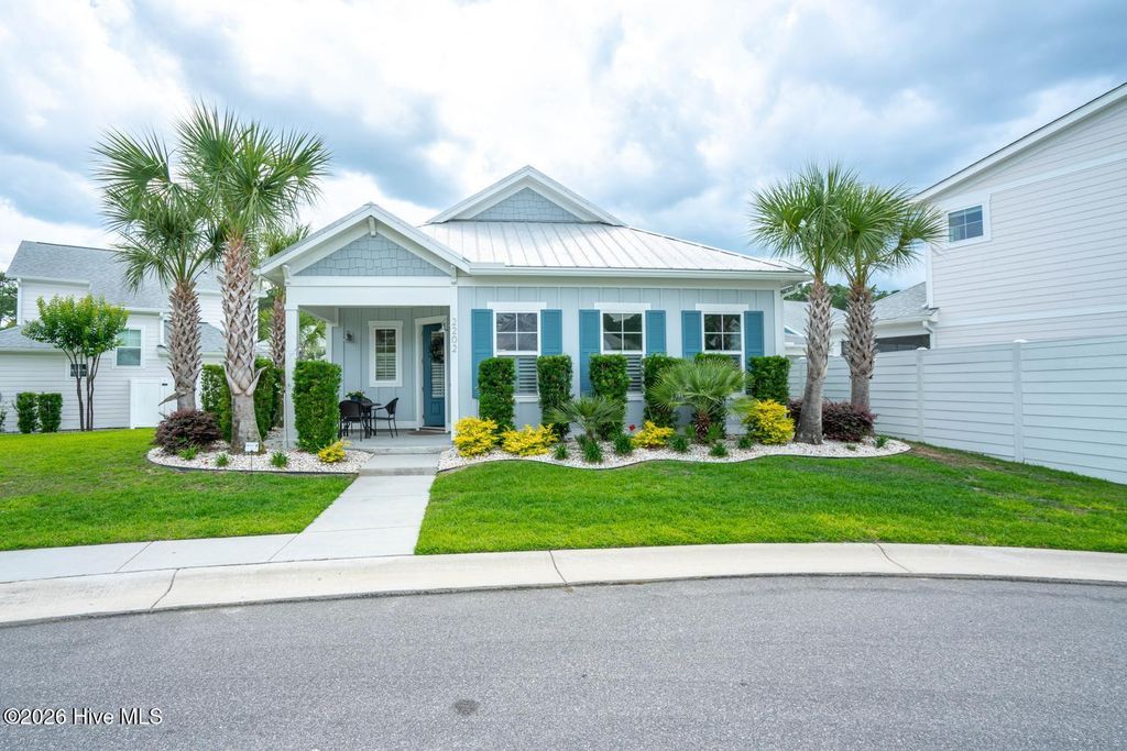 2202 Bungalow Parc Way SW, Calabash, NC 28467