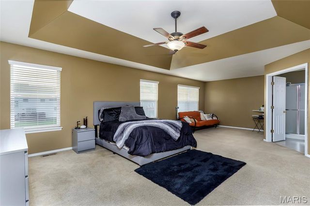 1222 Hermans Lake Drive, Hazelwood, MO 63034