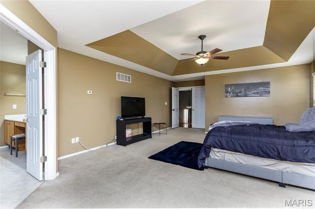 1222 Hermans Lake Drive, Hazelwood, MO 63034