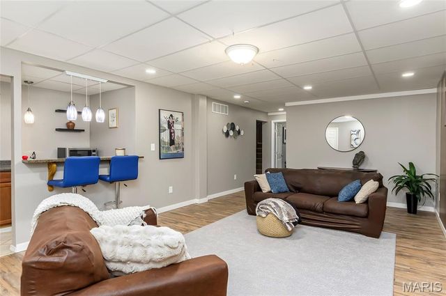 1222 Hermans Lake Drive, Hazelwood, MO 63034