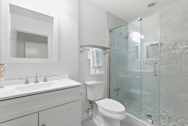 113 Shipyard Dr Apt 200, Hilton Head Island, SC 29928