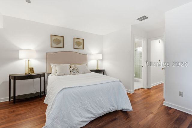 113 Shipyard Dr Apt 200, Hilton Head Island, SC 29928