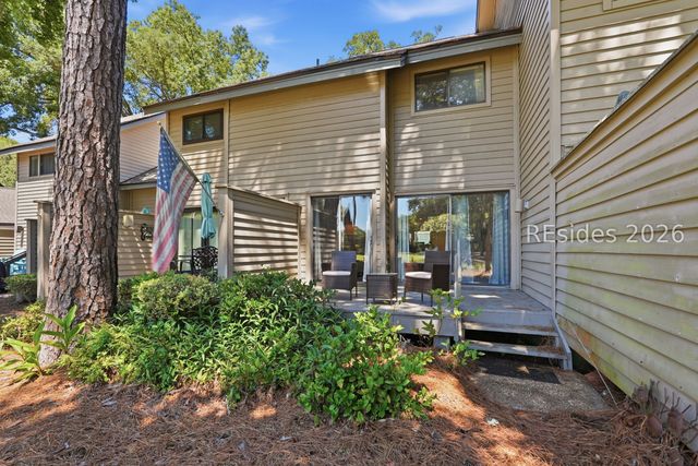 113 Shipyard Dr Apt 200, Hilton Head Island, SC 29928