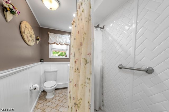 25 Belford Dr, West Milford Twp., NJ 07421