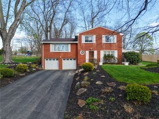 4166 Timberlane Dr, Hampton, PA 15101