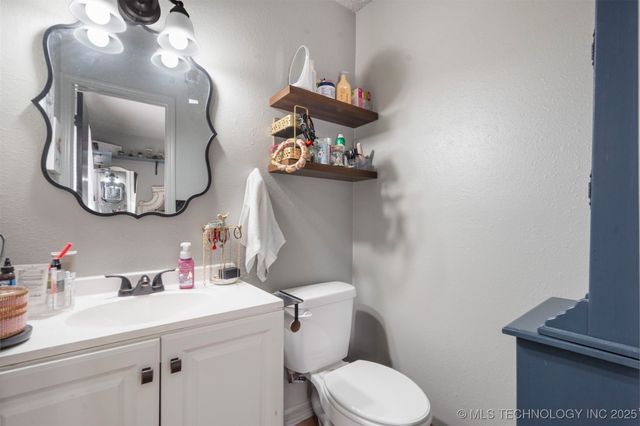 4111 W Pipestem Drive, Skiatook, OK 74070