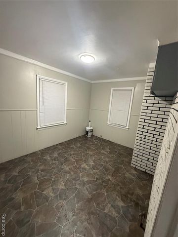 19672 Justine Street, Detroit, MI 48234