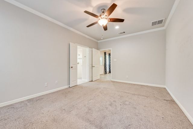5420 Meandering Road, River Oaks, TX 76114