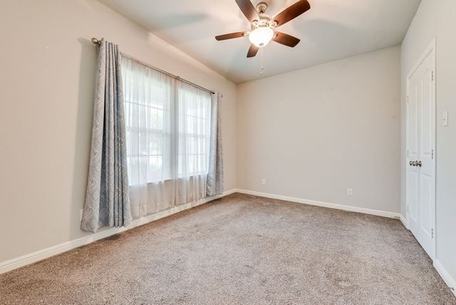 5420 Meandering Road, River Oaks, TX 76114